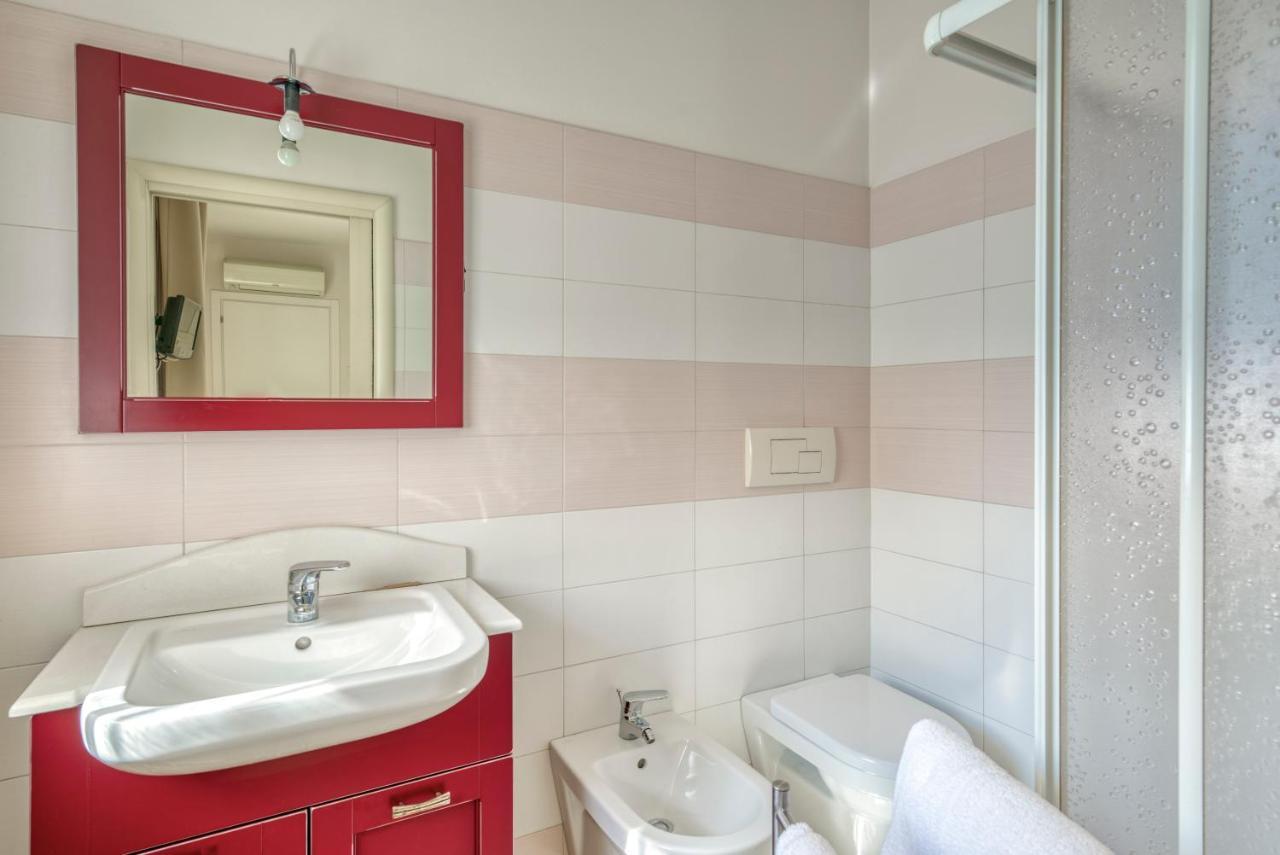 Villa Liberty Darfo Boario Terme Exterior photo