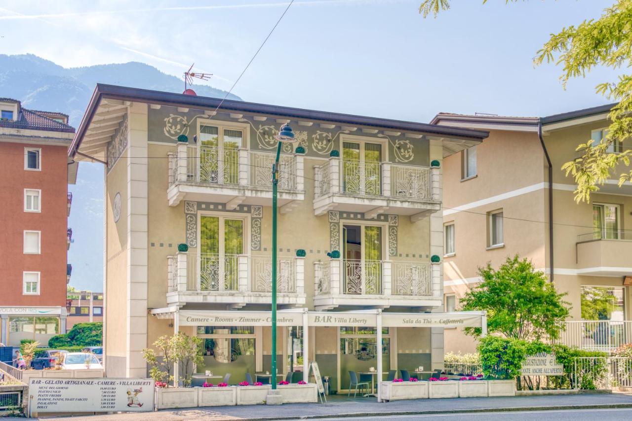 Villa Liberty Darfo Boario Terme Exterior photo